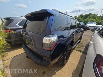 2020 Toyota 4Runner SR5 Premium - miniatura 3