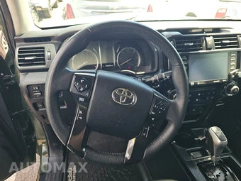 2020 Toyota 4Runner TRD Pro - miniatura 10
