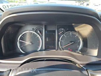 2020 Toyota 4Runner Venture - miniatura 12