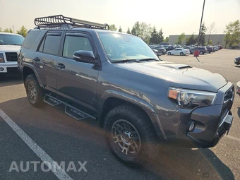 2020 Toyota 4Runner Venture - miniatura 3
