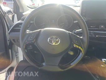 2020 Toyota C-HR Limited - miniatura 10