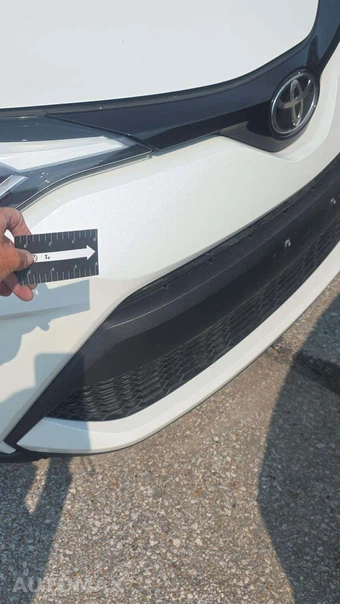 2020 Toyota C-HR Limited - miniatura 18