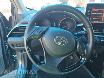 2020 Toyota C-HR Limited - miniatura 10