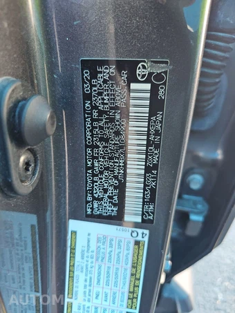 2020 Toyota C-HR Limited - miniatura 15