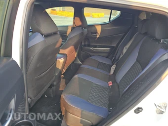2020 Toyota C-HR XLE - miniatura 13