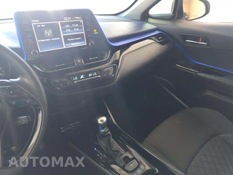 2020 Toyota C-HR XLE – miniatura 10