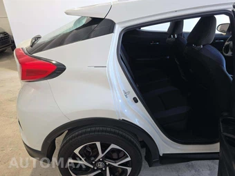 2020 Toyota C-HR XLE – miniatura 16
