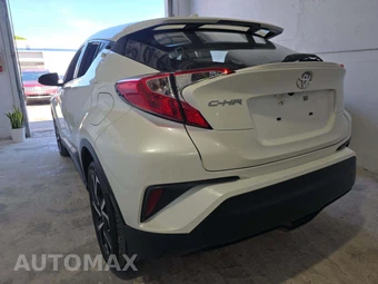 2020 Toyota C-HR XLE – miniatura 2