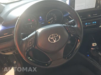2020 Toyota C-HR XLE - miniatura 10