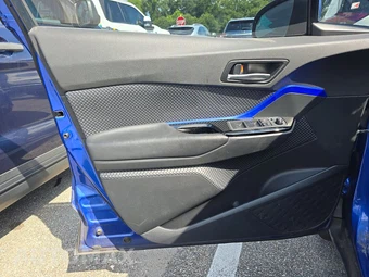 2020 Toyota C-HR XLE - miniatura 38