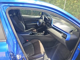 2020 Toyota C-HR XLE - miniatura 8