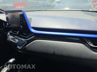 2020 Toyota C-HR XLE - miniatura 19