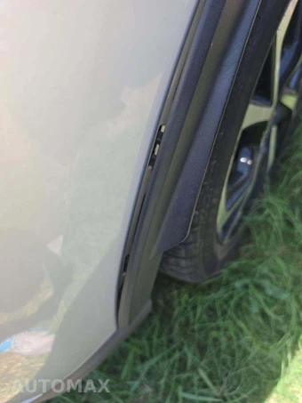 2020 Toyota C-HR XLE - miniatura 26
