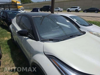 2020 Toyota C-HR XLE - miniatura 4