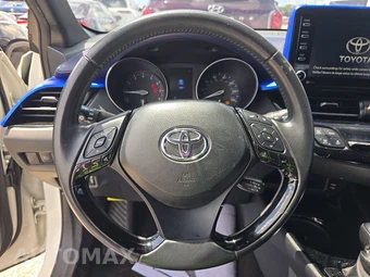 2020 Toyota C-HR XLE - miniatura 10