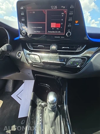 2020 Toyota C-HR XLE - miniatura 11