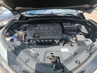 2020 Toyota C-HR XLE – miniatura 15