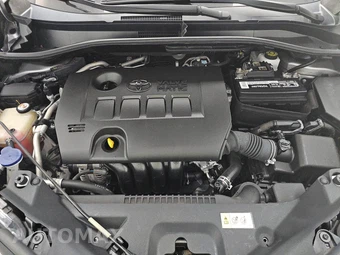 2020 Toyota C-HR XLE – miniatura 15