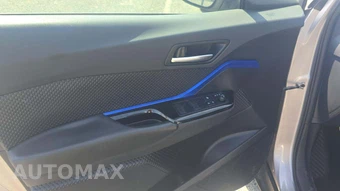 2020 Toyota C-HR XLE – miniatura 25