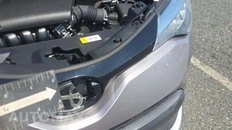 2020 Toyota C-HR XLE – miniatura 41