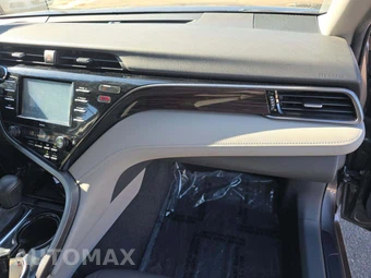 2020 Toyota Camry Hybrid LE - miniatura 16