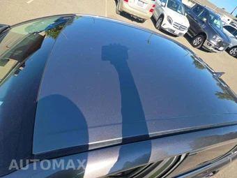 2020 Toyota Camry Hybrid LE - miniatura 9
