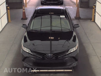 2020 Toyota Camry Hybrid LE - miniatura 2