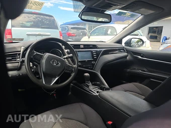2020 Toyota Camry Hybrid LE - miniatura 11