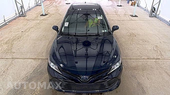 2020 Toyota Camry Hybrid LE - miniatura 2