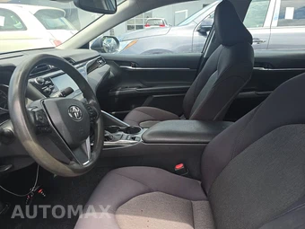 2020 Toyota Camry Hybrid LE - miniatura 7