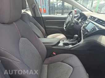 2020 Toyota Camry Hybrid LE - miniatura 8
