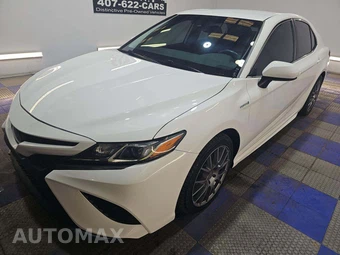 2020 Toyota Camry Hybrid SE