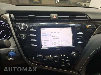 2020 Toyota Camry Hybrid SE - miniatura 10