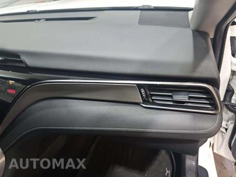 2020 Toyota Camry Hybrid SE - miniatura 19