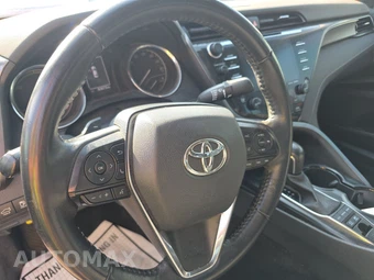 2020 Toyota Camry Hybrid SE - miniatura 10