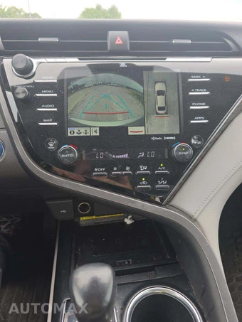 2020 Toyota Camry Hybrid XLE - miniatura 7