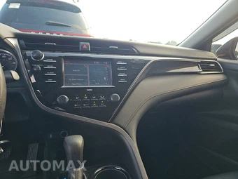 2020 Toyota Camry LE - miniatura 11