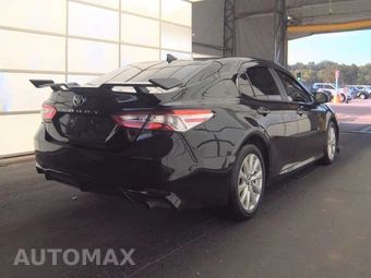 2020 Toyota Camry LE - miniatura 4