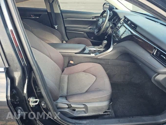 2020 Toyota Camry LE - miniatura 8