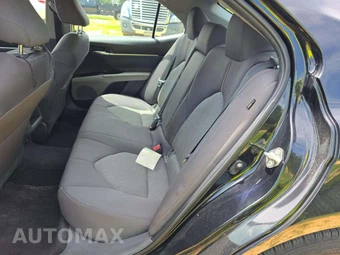 2020 Toyota Camry LE – miniatura 13