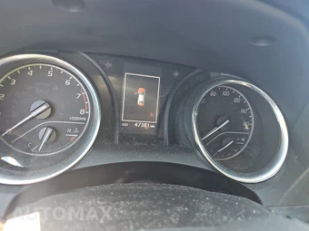 2020 Toyota Camry LE - miniatura 12