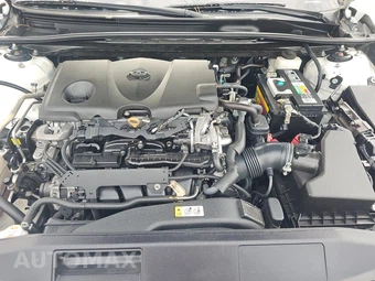 2020 Toyota Camry LE - miniatura 15