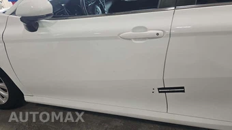 2020 Toyota Camry LE - miniatura 35