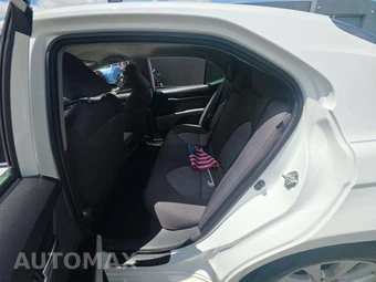 2020 Toyota Camry LE - miniatura 13