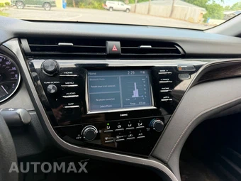 2020 Toyota Camry LE - miniatura 13