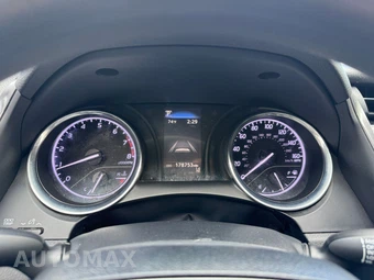 2020 Toyota Camry LE - miniatura 21