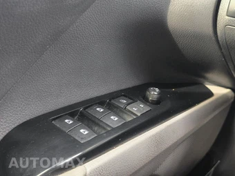2020 Toyota Camry LE - miniatura 34