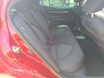 2020 Toyota Camry LE – miniatura 16