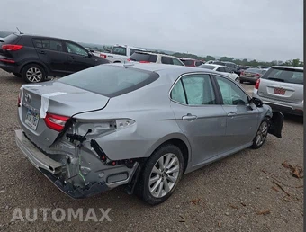 2020 Toyota Camry LE - miniatura 24