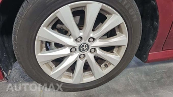 2020 Toyota Camry LE – miniatura 36
